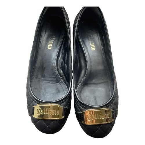 Pre-owned Galliano Leather Flats In Black
