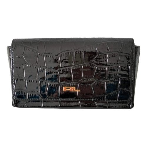 Pre-owned Ralph Lauren Patent Leather Clutch Bag In Black