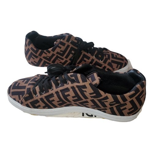 Pre-owned Fendi Low Trainers In Brown