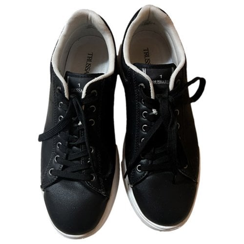 Pre-owned Trussardi Leather Lace Ups In Black