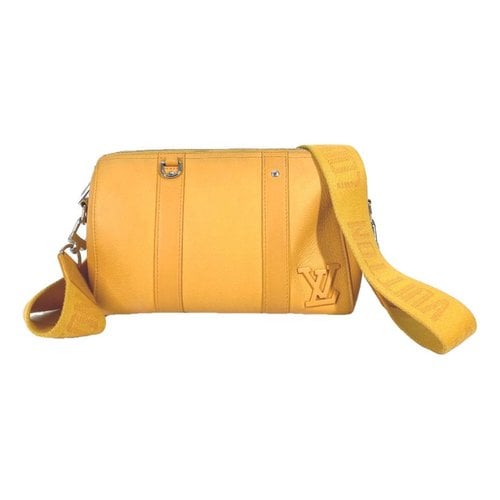 Pre-owned Louis Vuitton Leather Bag In Yellow