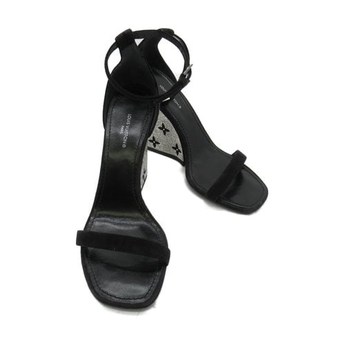 Pre-owned Louis Vuitton Sandals In Black