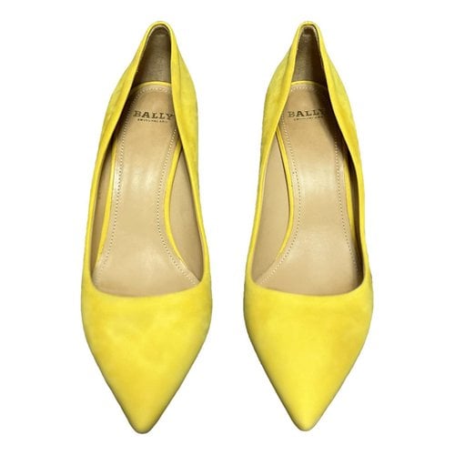 Pre-owned Bally Flats In Yellow