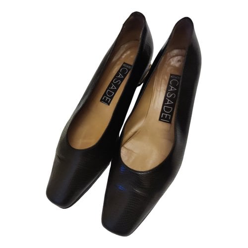 Pre-owned Casadei Leather Ballet Flats In Black