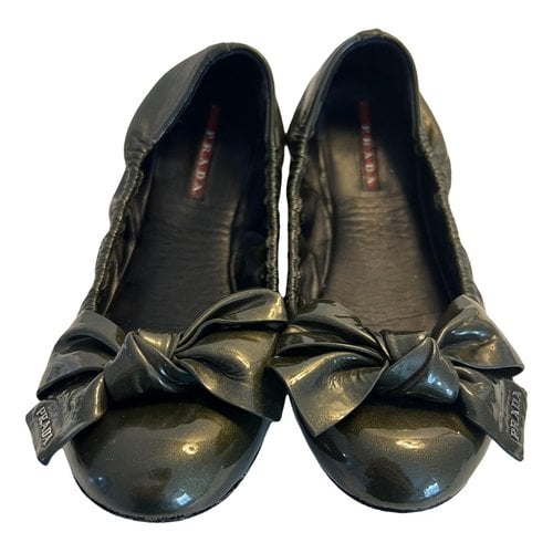 Pre-owned Prada Patent Leather Ballet Flats In Green