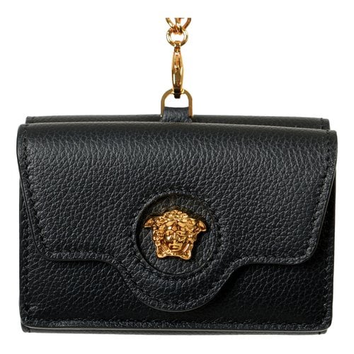 Pre-owned Versace La Medusa Leather Small Bag In Black