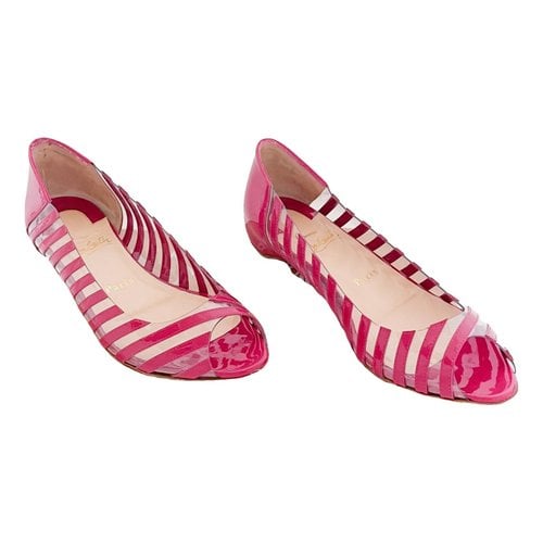 Pre-owned Christian Louboutin Patent Leather Flats In Pink