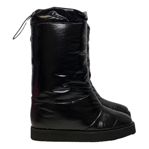 Pre-owned Gia Couture Boots In Black