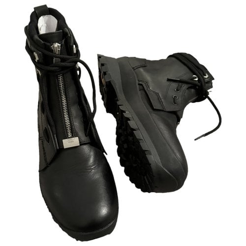 Pre-owned C2h4 Leather Boots In Black