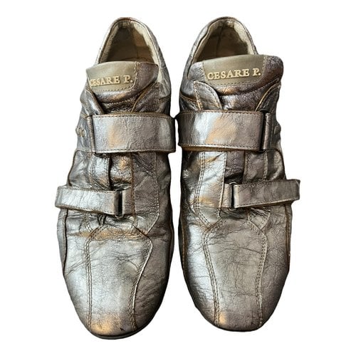 Pre-owned Cesare Paciotti Leather Low Trainers In Silver