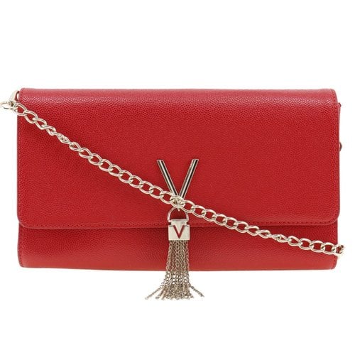 Pre-owned Valentino By Mario Valentino Leather Handbag In Red