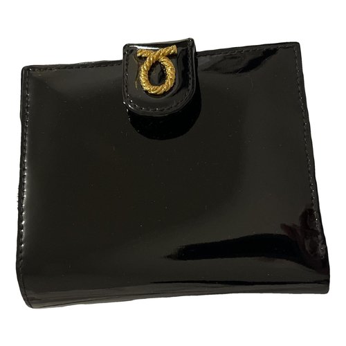 Pre-owned Launer Patent Leather Wallet In Black