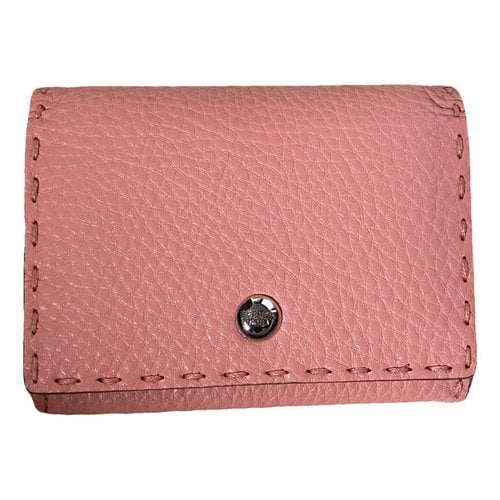 Pre-owned Fendi Leather Clutch In Pink
