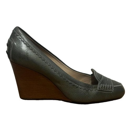 Pre-owned Tod's Leather Heels In Green
