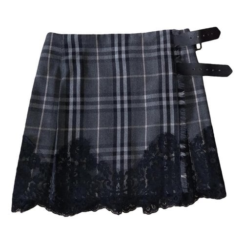 Pre-owned Burberry Wool Mini Skirt In Khaki