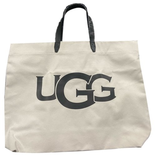 Pre-owned Ugg Travel Bag In White
