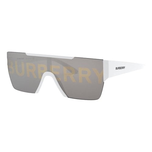 Pre-owned Burberry Oversized Sunglasses In White