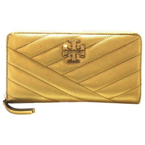 Pre-owned Tory Burch Leather Wallet In Gold