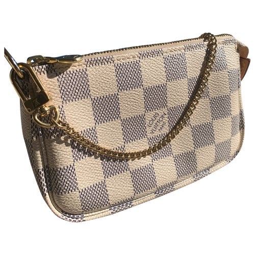 Pre-owned Louis Vuitton Clutch In White