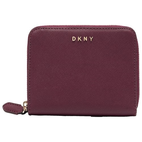 Pre-owned Dkny Leather Wallet In Burgundy