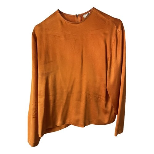 Pre-owned Genny Silk Shirt In Orange