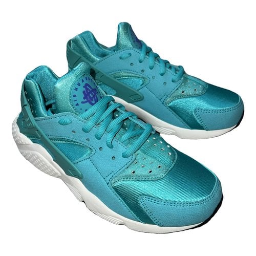 Pre-owned Nike Huarache Leather Trainers In Turquoise