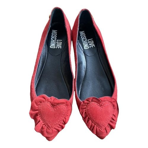 Pre-owned Moschino Love Leather Flats In Red