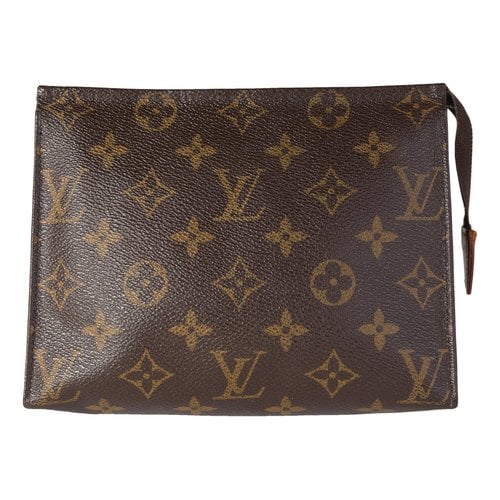 Pre-owned Leather Handbag In Brown from Vestiaire Collective