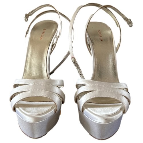 Pre-owned Le Silla Cloth Heels In White