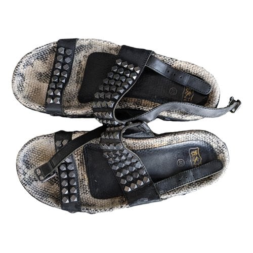 Pre-owned Ash Leather Sandal In Black