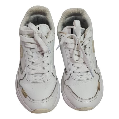 Pre-owned Trussardi Leather Trainers In White