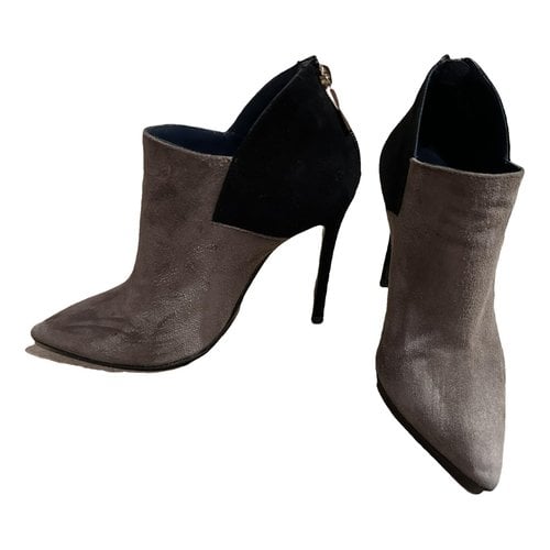 Pre-owned Pollini Leather Ankle Boots In Beige