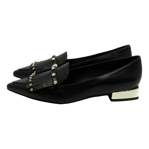 Pre-owned Aigner Leather Flats In Black