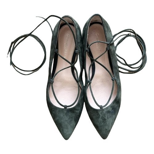 Pre-owned Gianvito Rossi Ballet Flats In Green