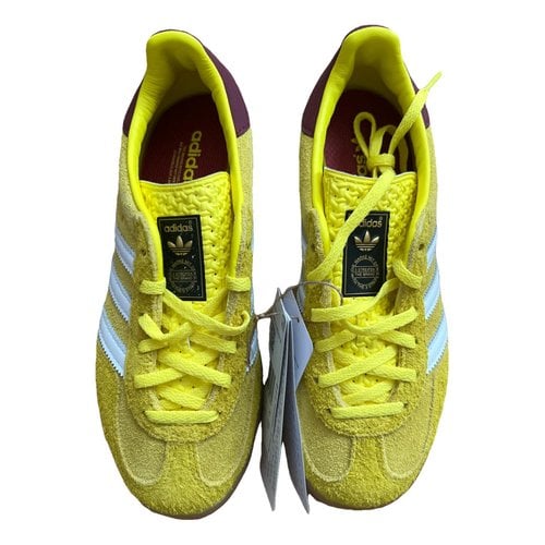 Pre-owned Adidas Originals Gazelle Trainers In Yellow
