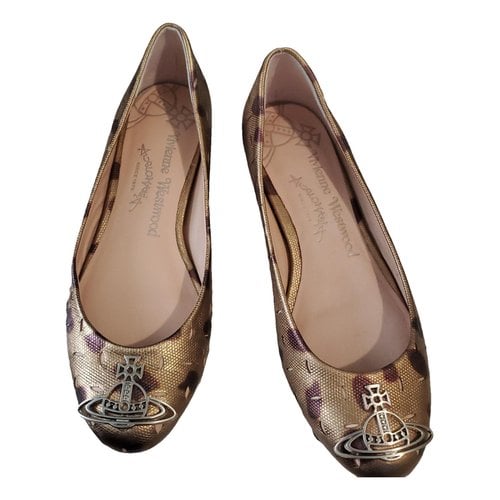 Pre-owned Vivienne Westwood Anglomania Leather Flats In Gold