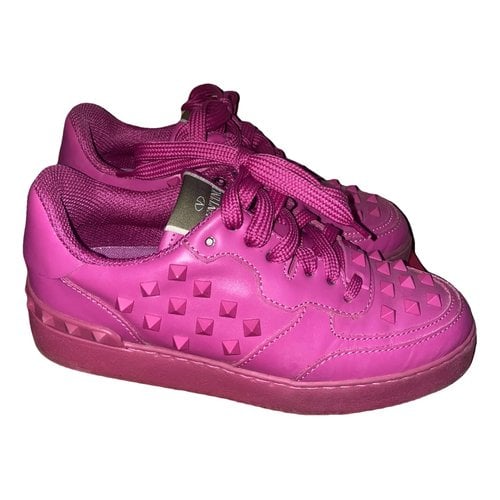 Pre-owned Valentino Garavani Rockstud Leather Trainers In Pink