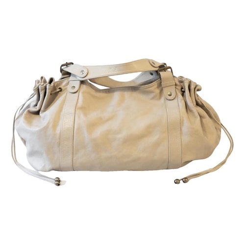 Pre-owned Gerard Darel 36 H Leather Handbag In Beige