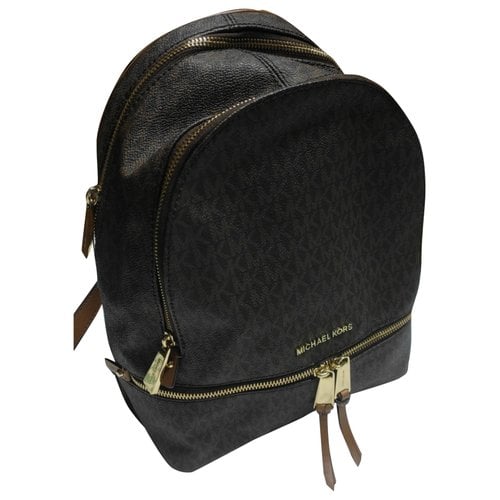 Pre-owned Michael Kors Rhea Leather Backpack In Brown