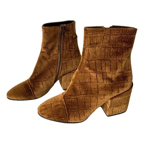 Pre-owned Dries Van Noten Velvet Ankle Boots In Brown