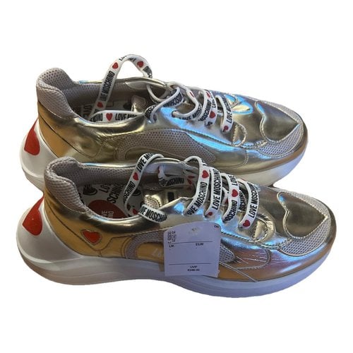 Pre-owned Moschino Love Patent Leather Trainers In Metallic