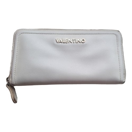 Pre-owned Valentino By Mario Valentino Wallet In White