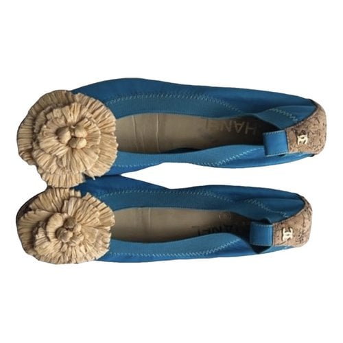 Pre-owned Chanel Leather Ballet Flats In Blue