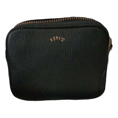 Pre-owned Levi's Leather Clutch Bag In Black