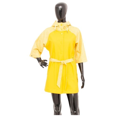Pre-owned Helly Hansen Coat In Yellow