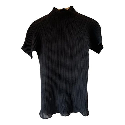 Pre-owned Issey Miyake T-shirt In Black