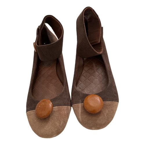 Pre-owned Radà Ballet Flats In Brown