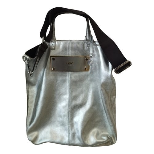 Pre-owned Dkny Leather Crossbody Bag In Silver