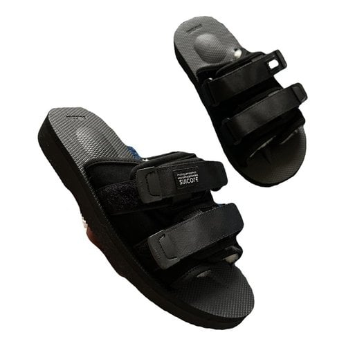 Pre-owned Suicoke Shearling Sandals In Black