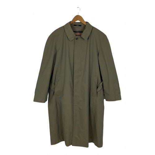 Pre-owned Daks Trench In Green